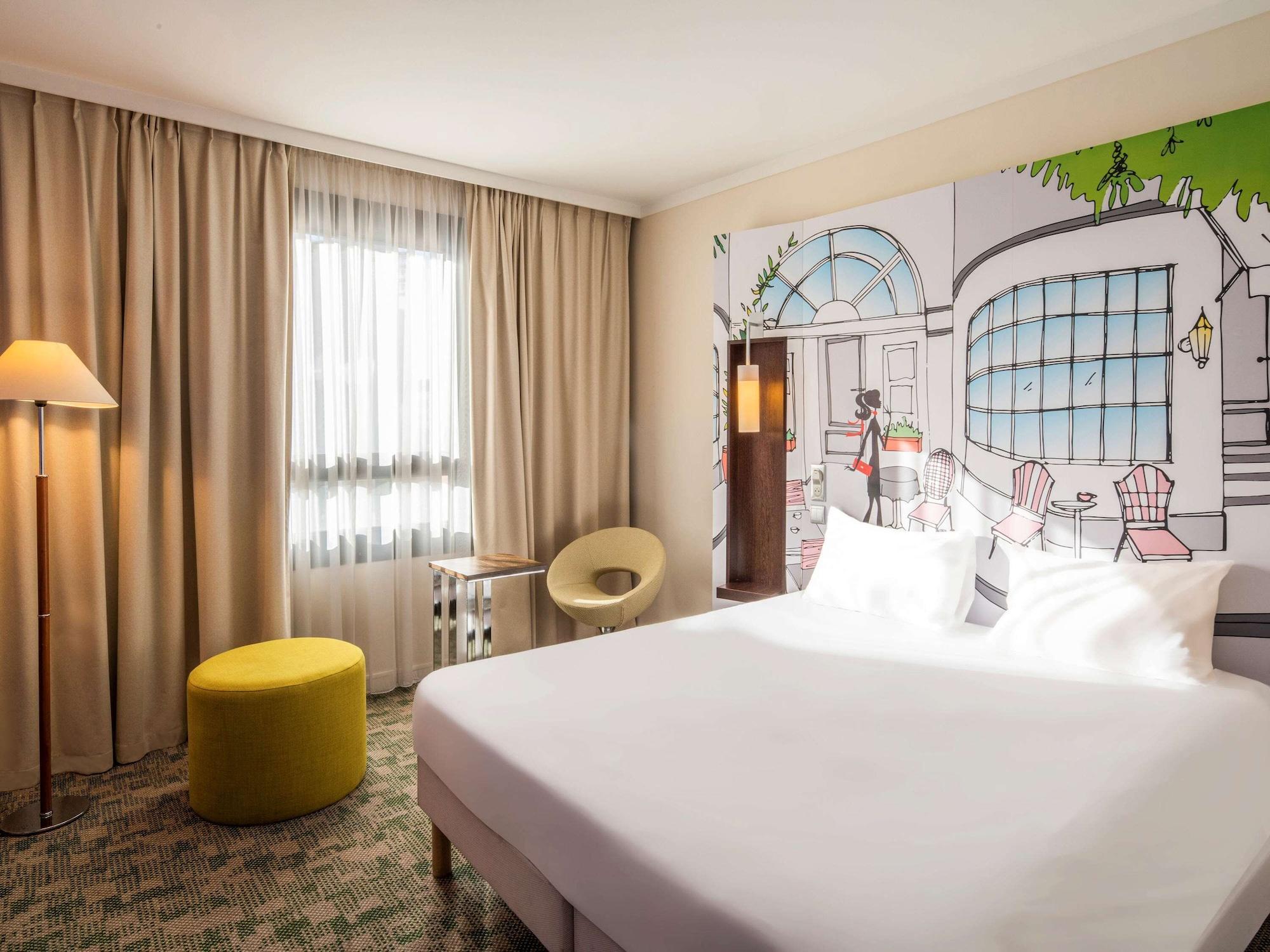 Ibis Styles Evry Courcouronnes Hotel And Events Eksteriør billede