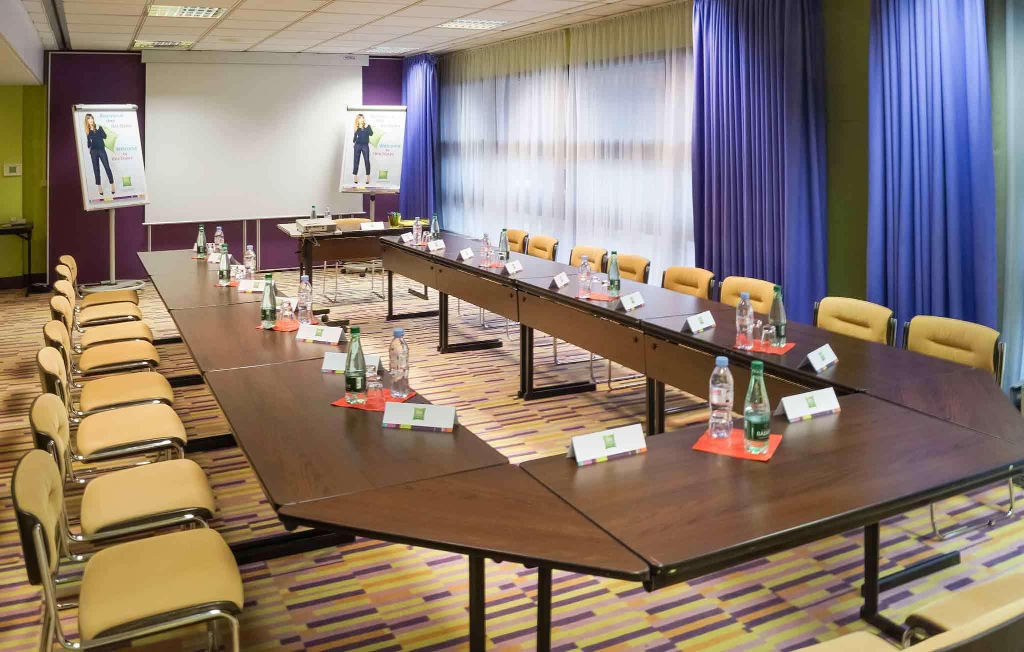 Ibis Styles Evry Courcouronnes Hotel And Events Eksteriør billede