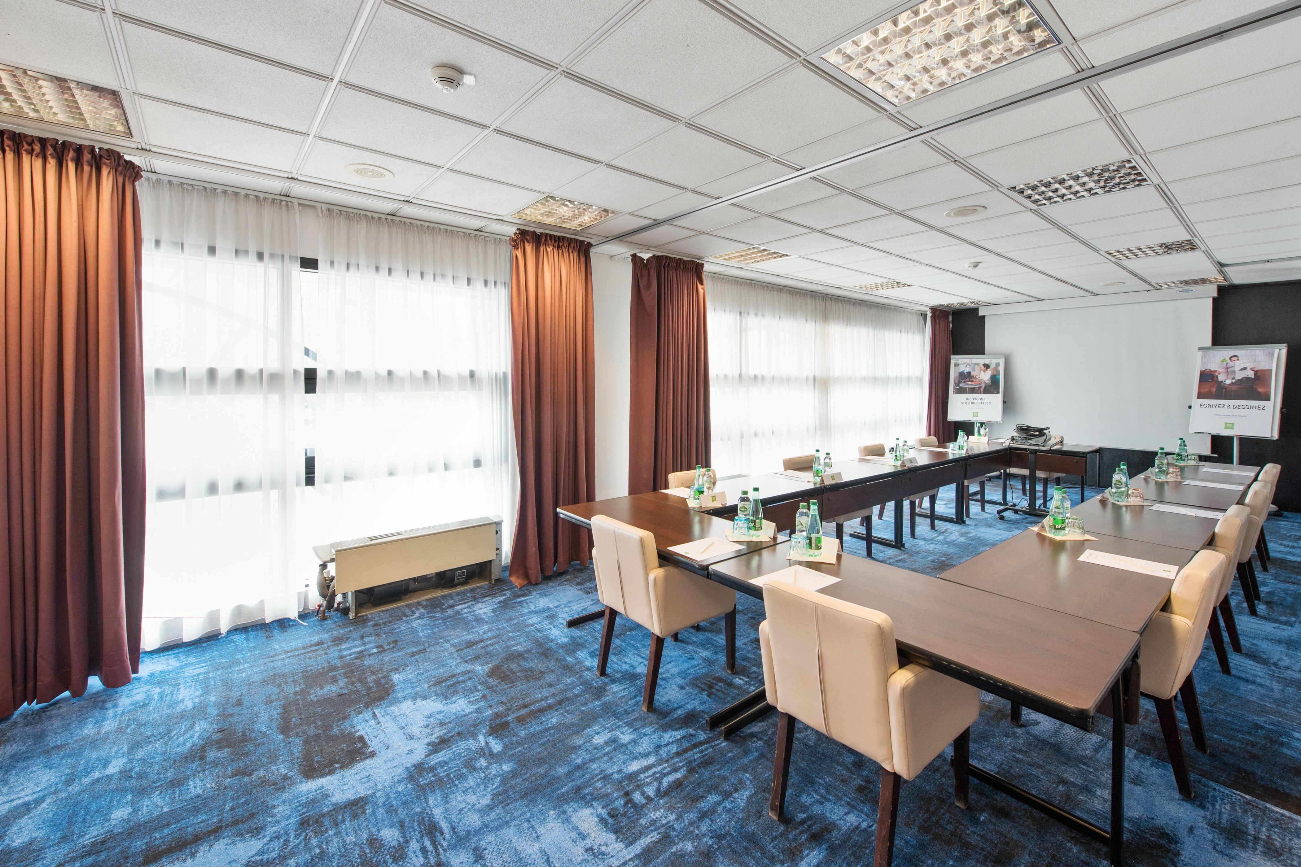 Ibis Styles Evry Courcouronnes Hotel And Events Eksteriør billede